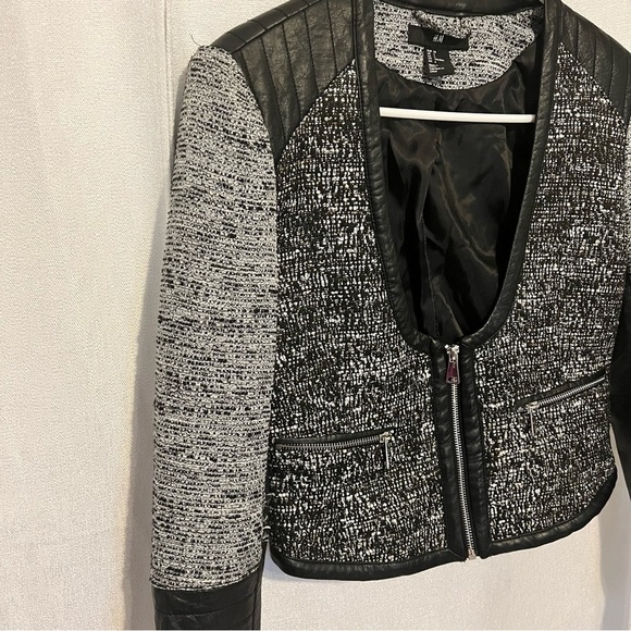 H&M women’s faux leather and tweed jacket with exposed zipper & low neck. Size 6 - Picture 6 of 8